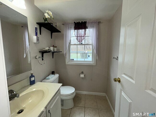 Building Photo - 39 Asia Cir