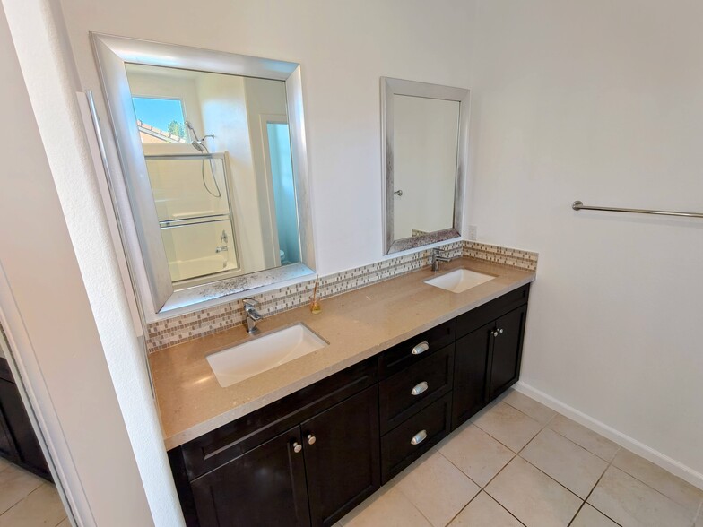 Master Bedroom Bathroom - 7600 N Courage Way