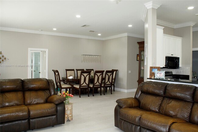 Building Photo - 1096 Fairfield Meadows Dr