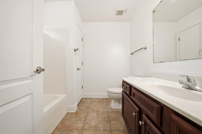Building Photo - 2168 Hadleigh Hills Ct