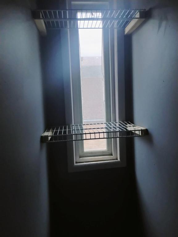 Building Photo - 2258 W 21st Pl