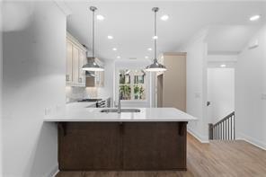 Building Photo - 2862 Evanshire Ave