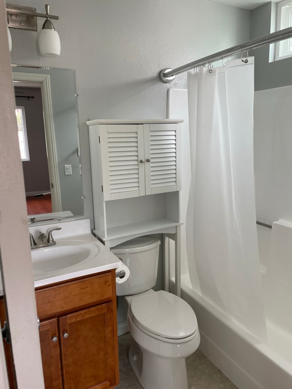 Building Photo - 5843 Myrtle Ave