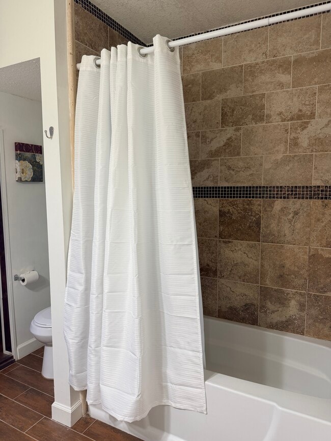 Building Photo - 16008 Sagebrush Rd