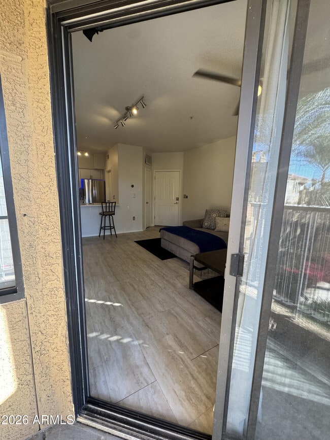 Building Photo - 5302 E Van Buren St