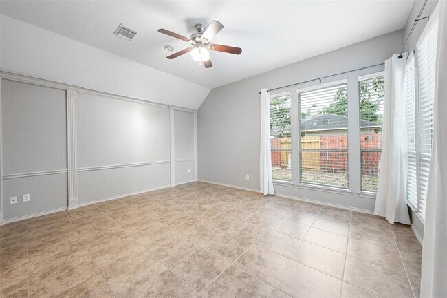 Building Photo - 21922 Rivergate Ct