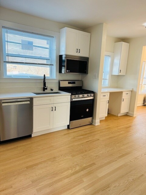 Building Photo - 8944 Kilpatrick Ave