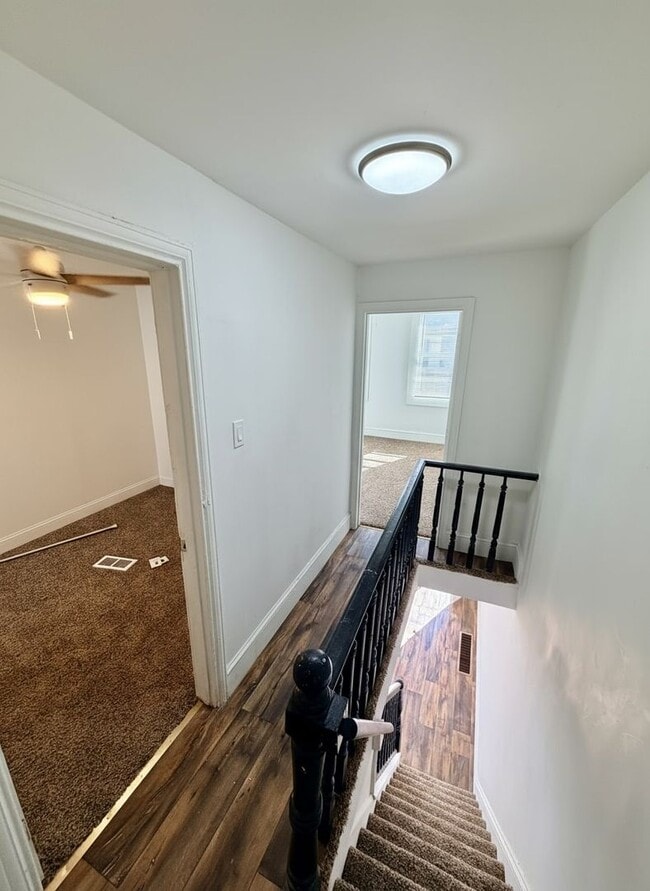 Building Photo - Charming 2-bedroom, 1-bathroom home in the...