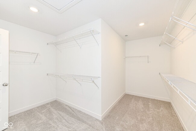 Building Photo - 5134 Golden Grv Dr