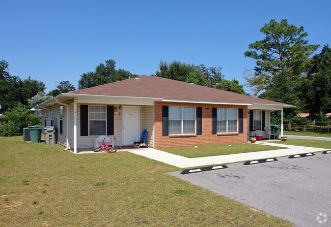 Primary Photo - 6991-6997 Marie Ave