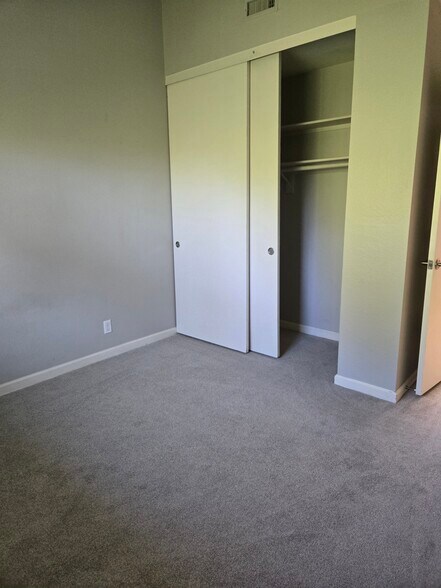 closet in bedroom 1 - 8830 Via Andar