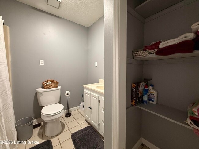 Building Photo - 2009 Sunbeam Rd