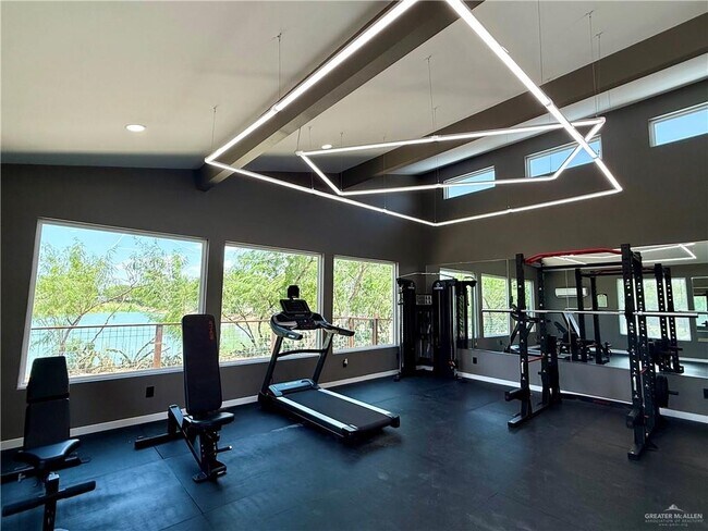 Building Photo - 4001 Jaxson Ln