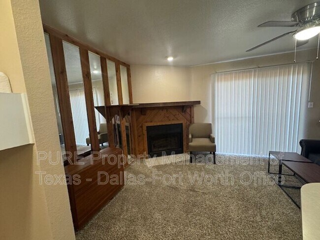 Building Photo - 6321 Kelly Dr