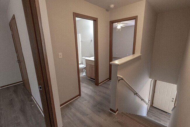 Building Photo - 2117 N Ballenger Ln