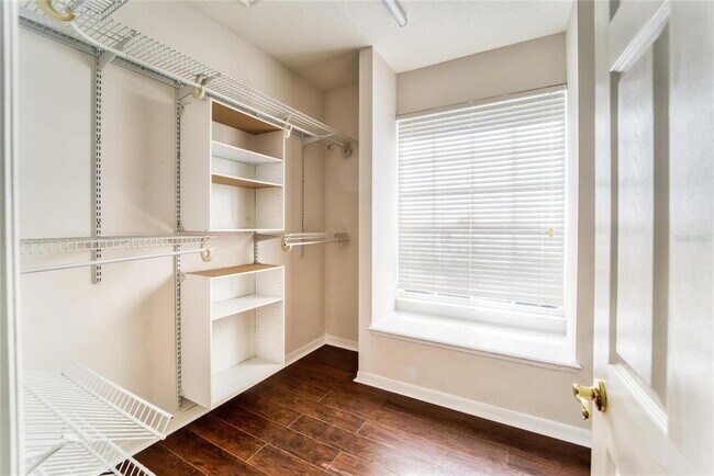 Building Photo - 10124 Cannon Dr