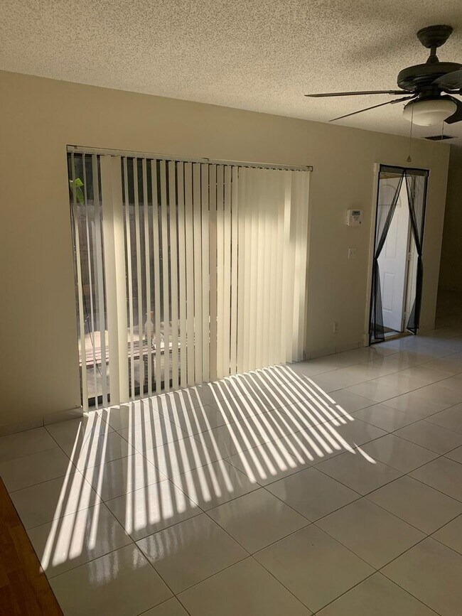 Building Photo - 1620 Forest Lakes Cir