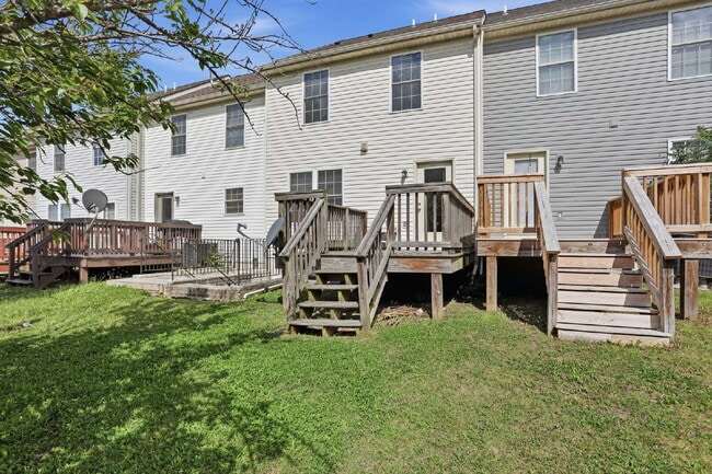 Building Photo - 24 Mabel Ln