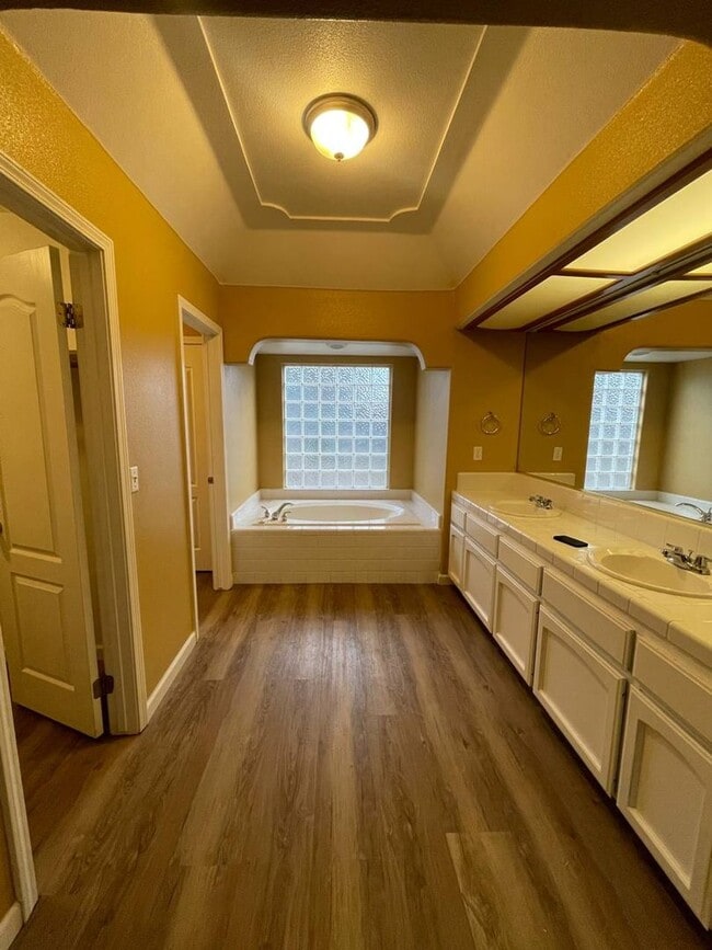 Building Photo - Live Vibrantly at 2488 Plumwood!