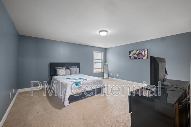 Building Photo - 669 Sportsman Ln