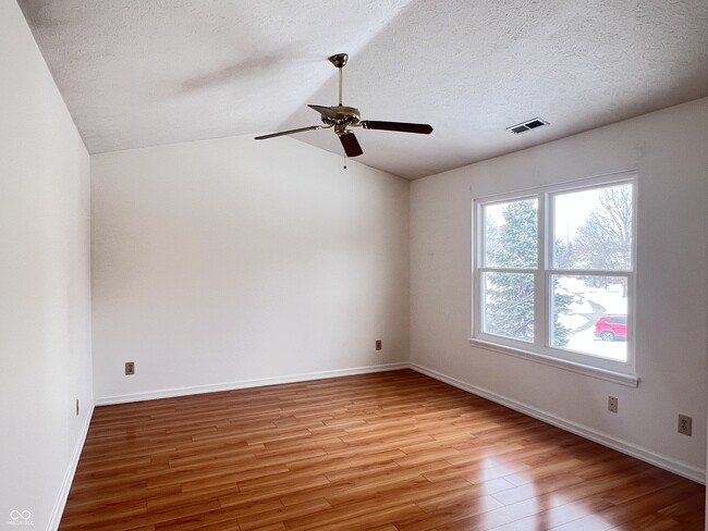 Building Photo - 1157 Aqueduct Way