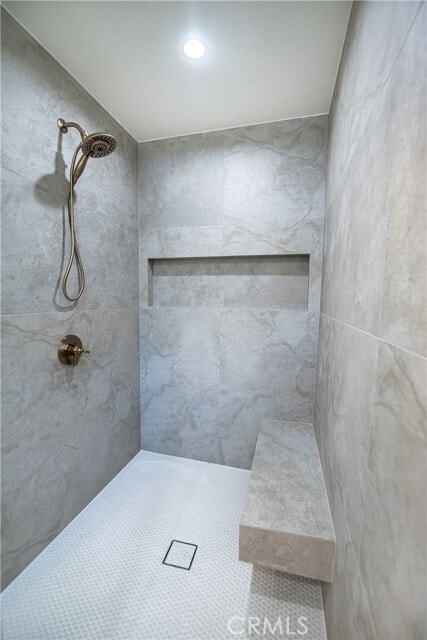 Building Photo - 7760 Independence Ave