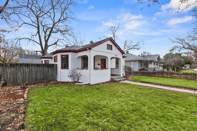 Building Photo - 1414 N 15th St
