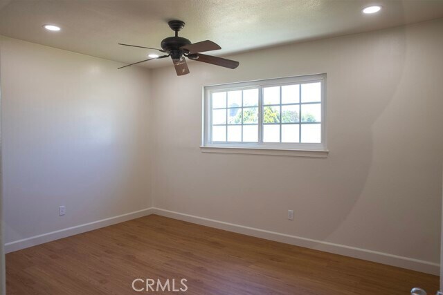 Building Photo - 10740 Coloma St