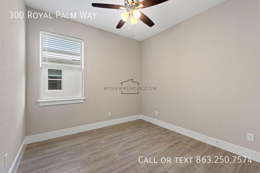 Building Photo - 300 Royal Palm Wy