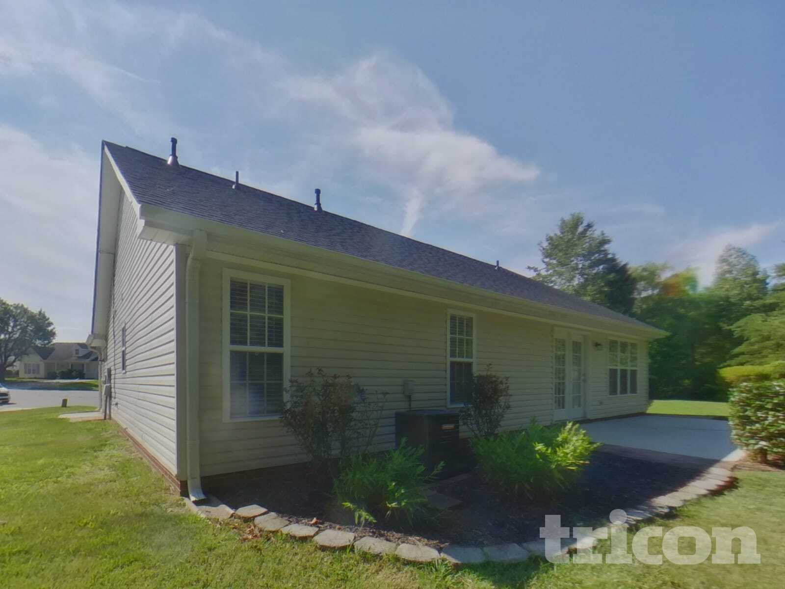 Building Photo - 3855 Range Crest Ct