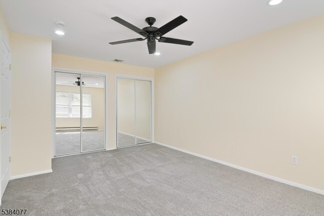 Building Photo - 4 White Birch Trail