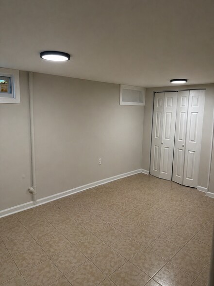 Building Photo - 3381 Horsehead S