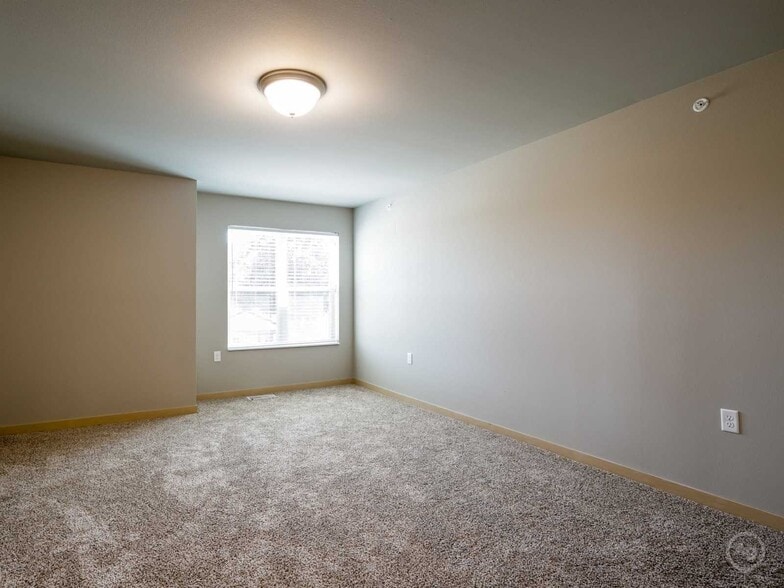 Building Photo - 2317 Parmenter St