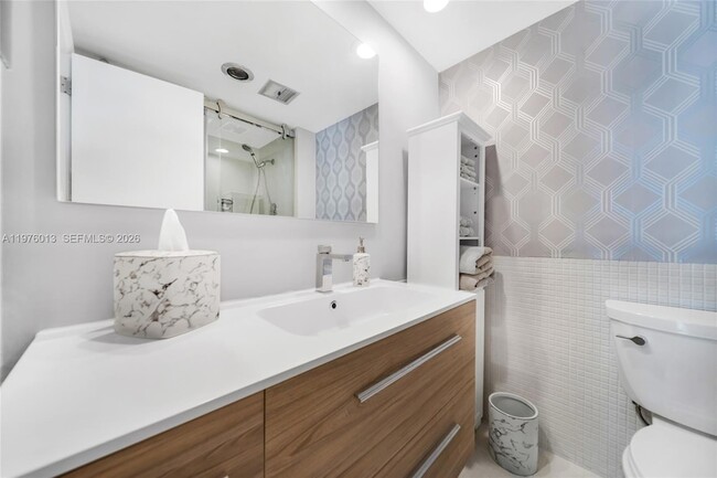 Building Photo - 4010 Galt Ocean Dr