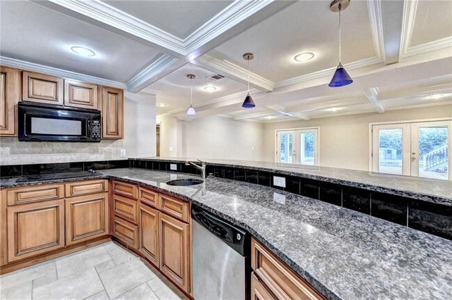Building Photo - 3871 River Mansion Dr NW