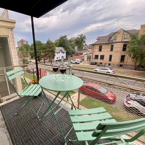 Balcony - 830 E 11th Ave