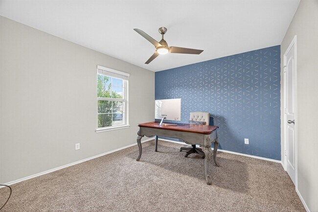 Building Photo - 40347 Blossom Vly Ln