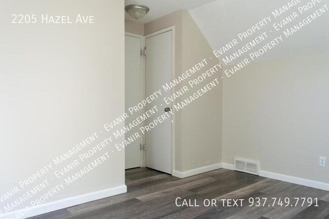 Building Photo - 2205 Hazel Ave