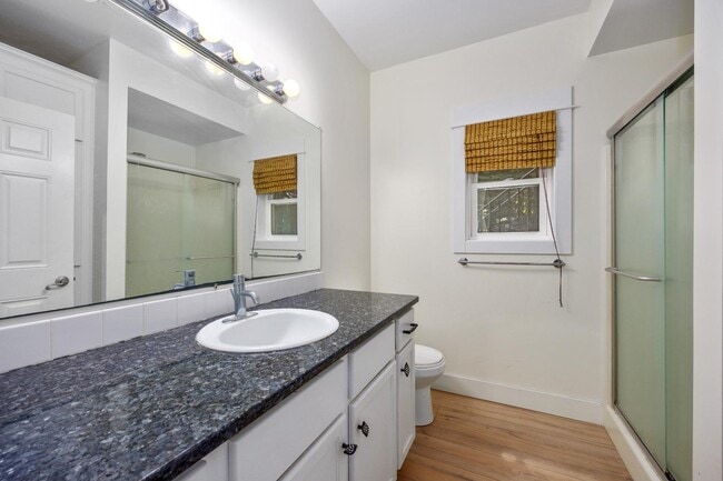Building Photo - 4440 Whitewood Farms Dr NE
