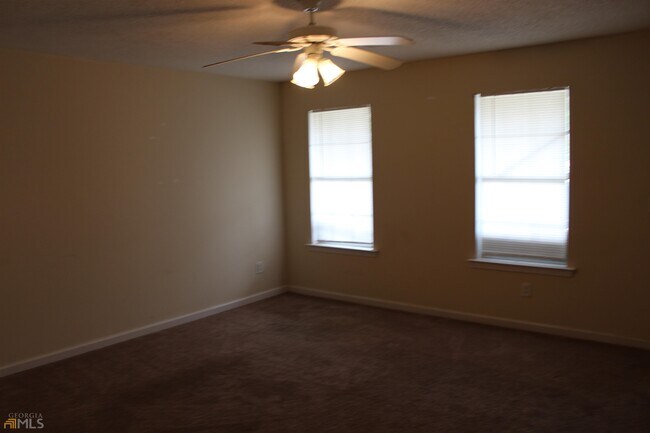 Building Photo - 6008 Creekerton Blvd