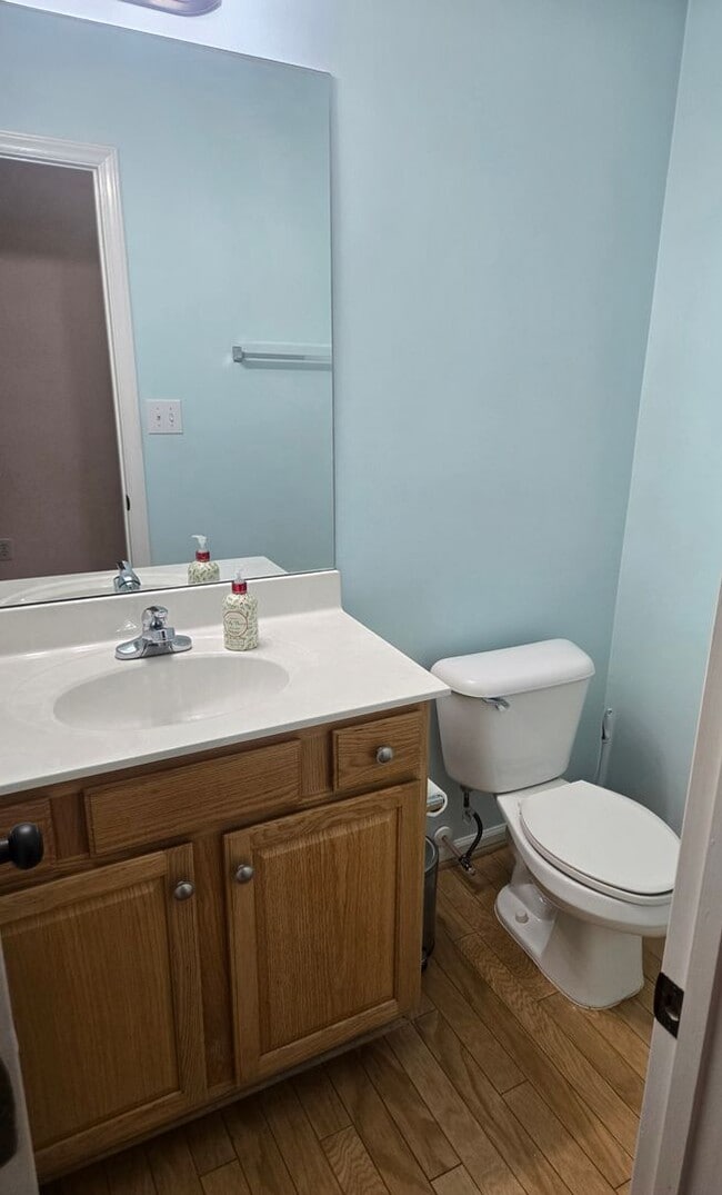 Building Photo - Keswick Place Townhome