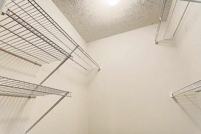 Building Photo - 2317 Vicente Ct
