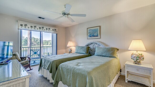 Building Photo - 549 Blue Stem Dr