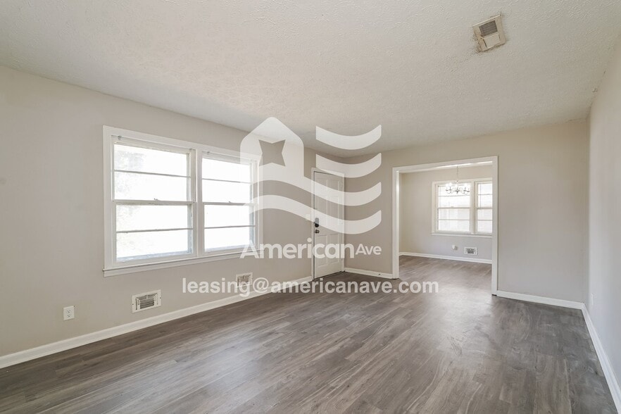 Building Photo - 2620 Providence Ct