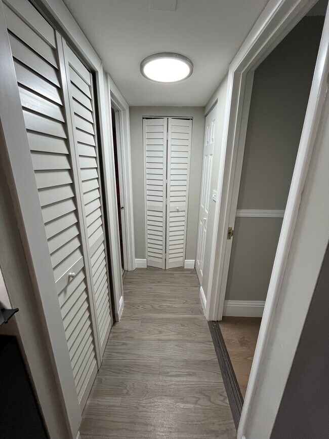 Building Photo - 14211 SW 88th St