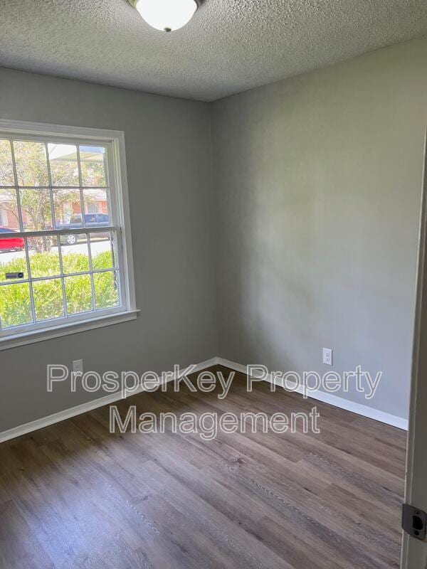 Building Photo - 5021 Greensboro Ct
