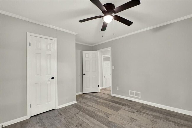 Building Photo - 20 Timberlane Terrace SW