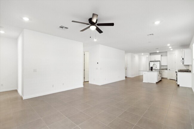 Building Photo - 12628 W Patrick Ln