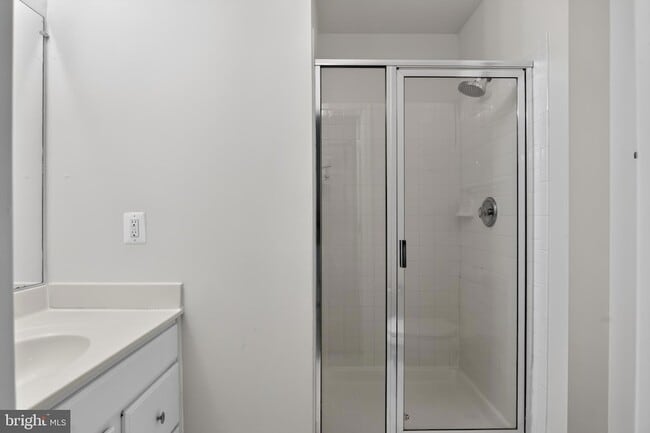 Building Photo - 13945 Hollow Wind Way