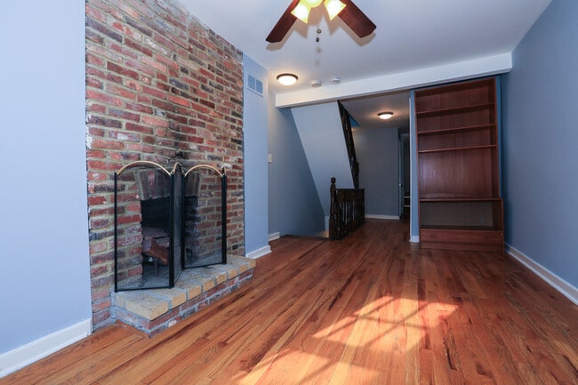 Building Photo - 540 S Paca St